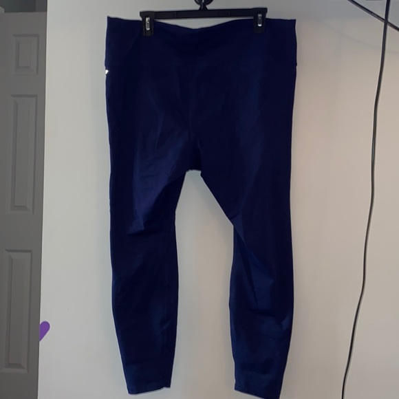 2X Navy Fabletics leggings - Picture 1 of 3